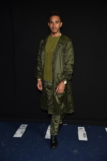 versace_fw17_lewis-hamilton