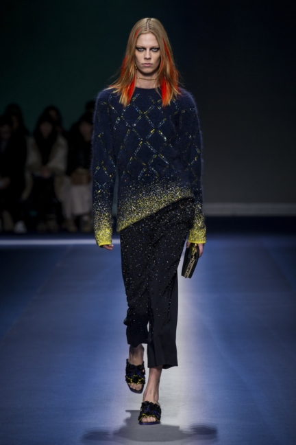 versace_women_fw17-49