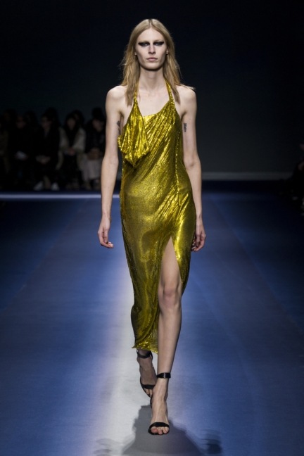 versace_women_fw17-51