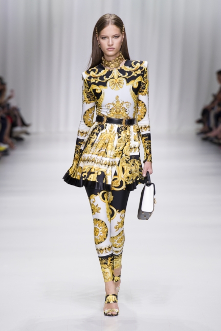 versace_women_ss18-12