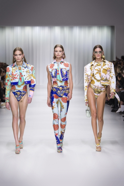 versace_women_ss18-38