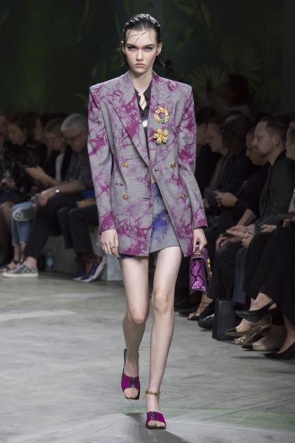 versace-ss20_look-29