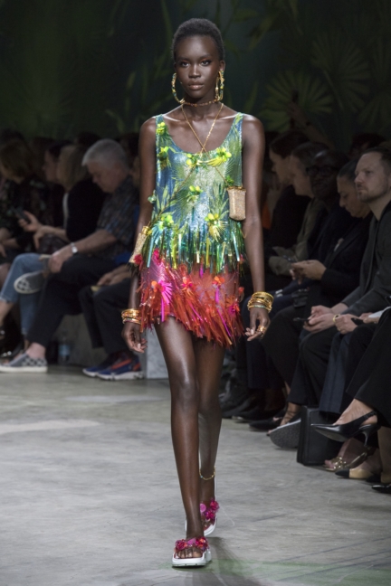 versace-ss20_look-48