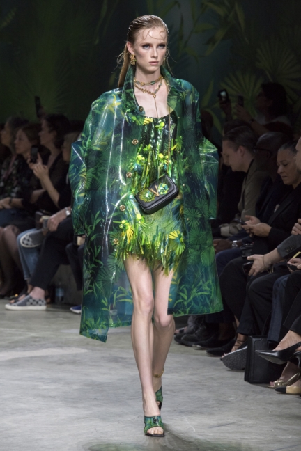versace-ss20_look-51