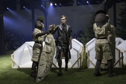 moncler-gamme-bleu-milan-mens-ss-17-5