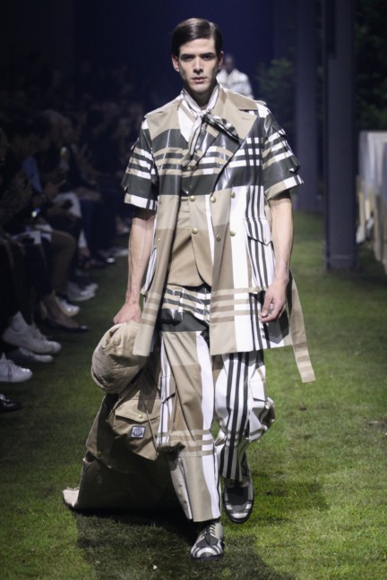 moncler-gamme-bleu-milan-mens-ss-17-24