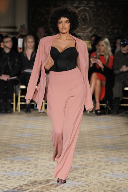 fw17_siriano_look_008