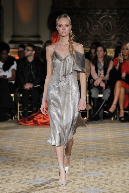 fw17_siriano_look_035