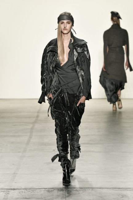 nicholask-fw17-l49