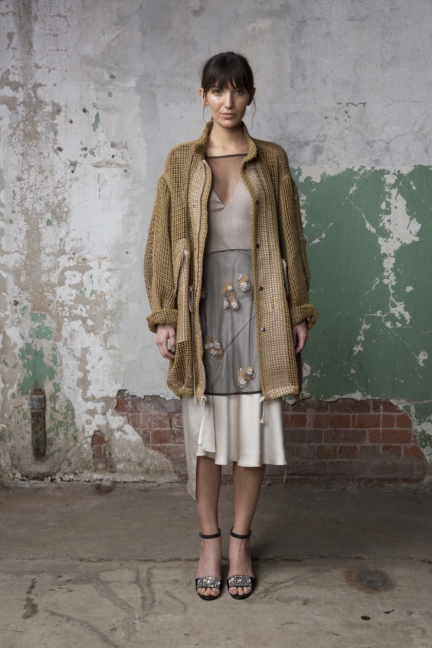 rc_fw_17_runway_0185