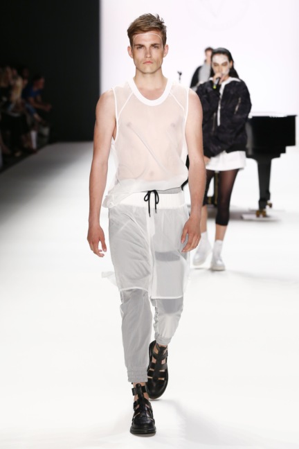 ss-2017_fashion-week-berlin_de_0001_odeur_65394
