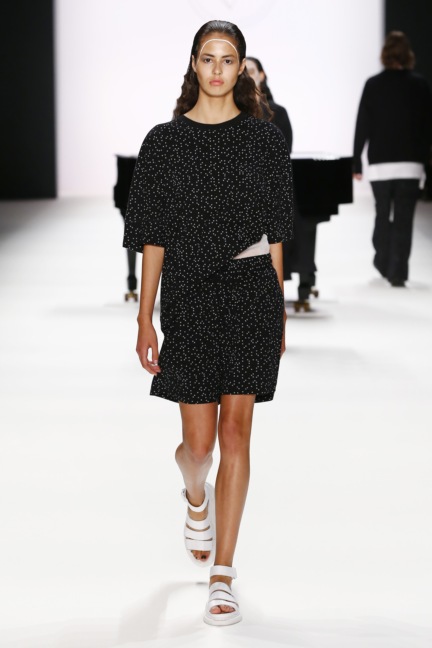 ss-2017_fashion-week-berlin_de_0007_odeur_65388