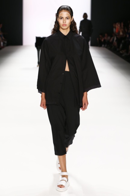 ss-2017_fashion-week-berlin_de_0024_odeur_65371