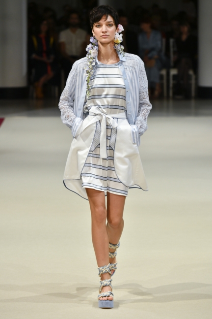 alexis_mabille_ss18_look_14