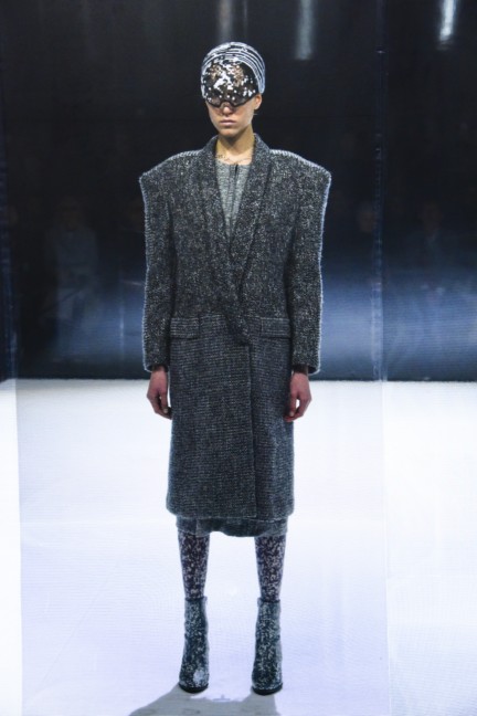 anrealage_16_17aw_noise_0258