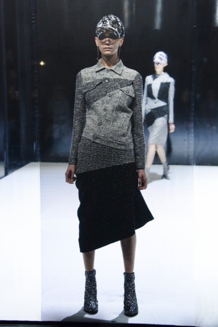 anrealage_16_17aw_noise_0478