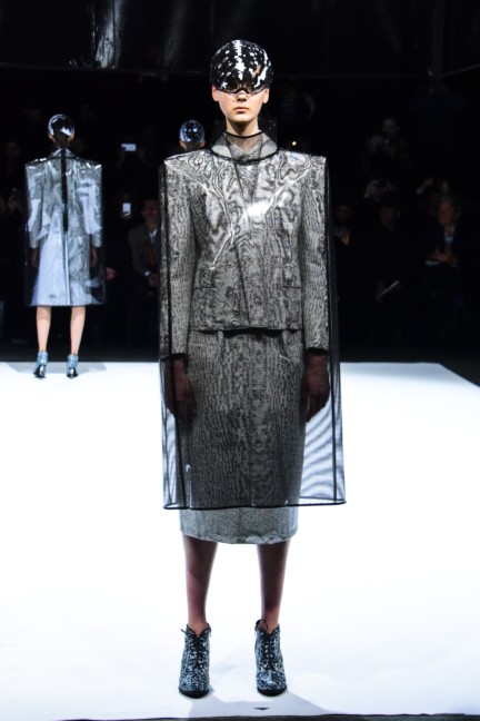 anrealage_16_17aw_noise_1579