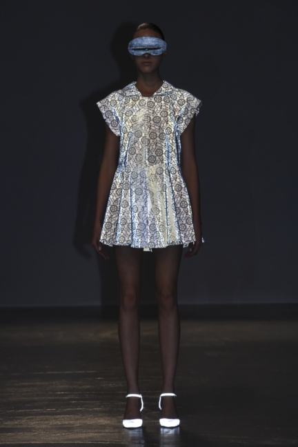 anrealage-paris-fashion-week-spring-summer-2016-33