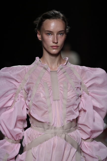 anrealage_ss18_look-4