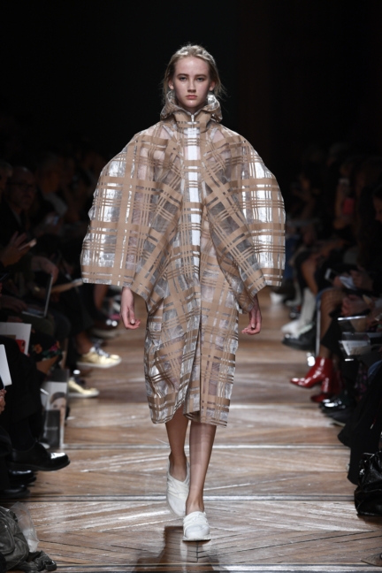 anrealage_ss18_look-53