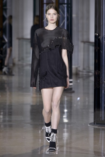 a-vaccarello_look-19_aw16_pw