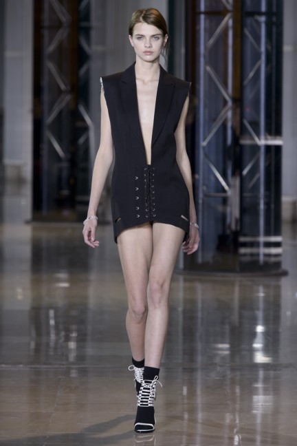 a-vaccarello_look-2_aw16_pw