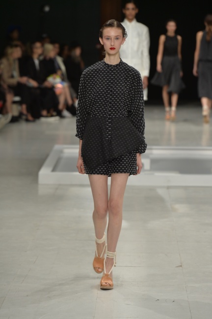 chalayan-paris-fashion-week-spring-summer-2015-31