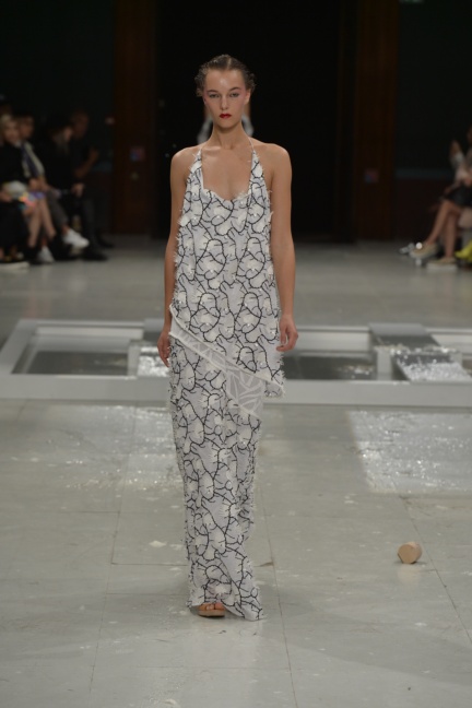 chalayan-paris-fashion-week-spring-summer-2015-40