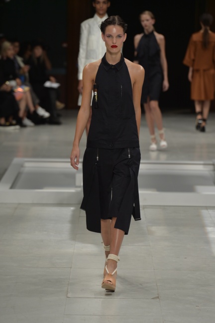 chalayan-paris-fashion-week-spring-summer-2015-9