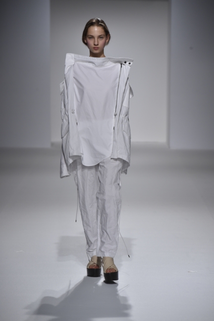 chalayan-look-15