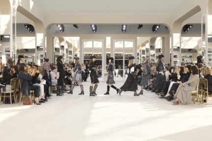 fw_2016_17_rtw_finale_pictures_by_olivier_saillant_004