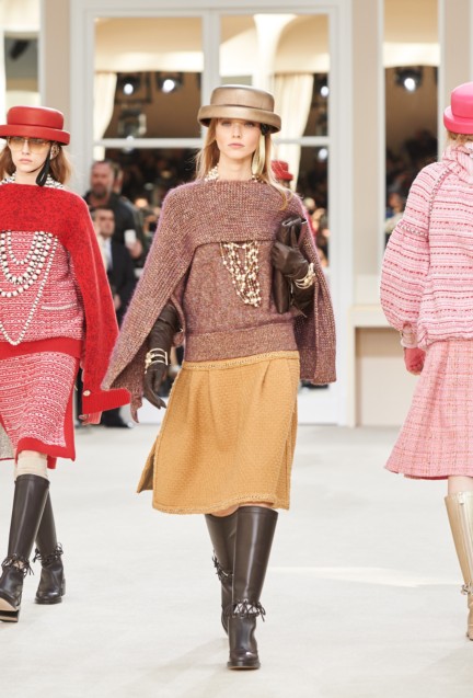 chanel-paris-fashion-week-autumn-winter-2016-runway-19
