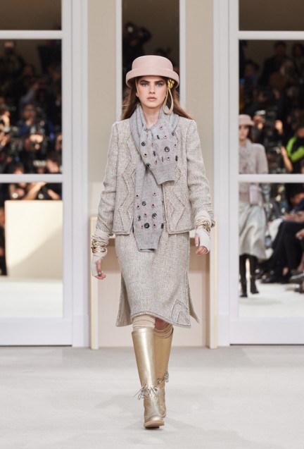 chanel-paris-fashion-week-autumn-winter-2016-runway-38