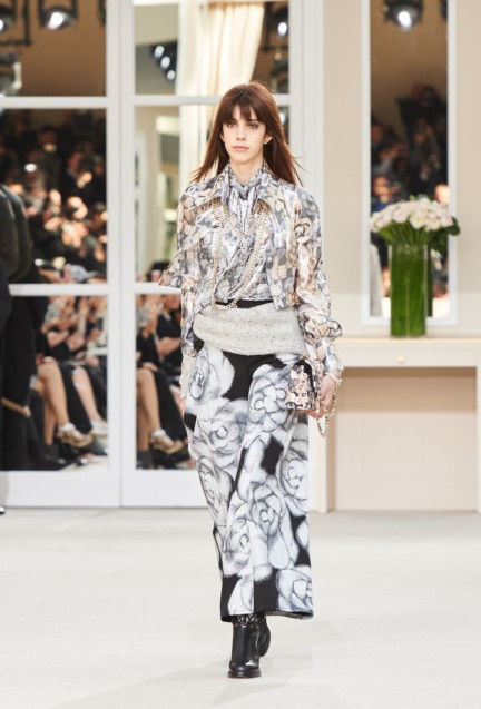 chanel-paris-fashion-week-autumn-winter-2016-runway-43