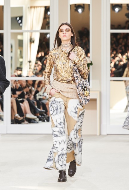 chanel-paris-fashion-week-autumn-winter-2016-runway-45