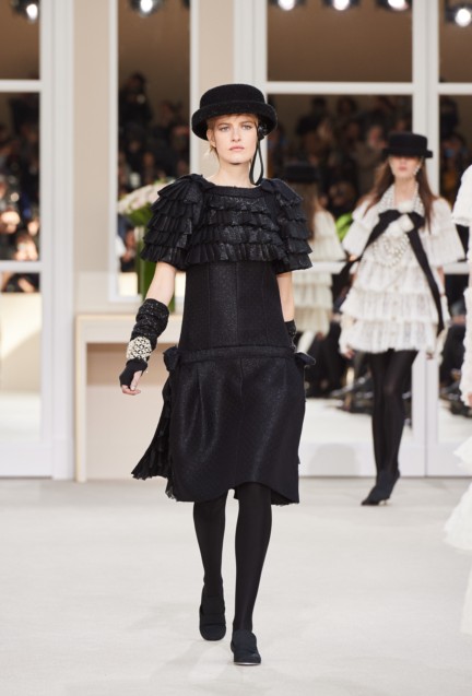 chanel-paris-fashion-week-autumn-winter-2016-runway-86