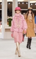 chanel-paris-fashion-week-autumn-winter-2016-runway-16