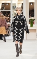 chanel-paris-fashion-week-autumn-winter-2016-runway-21
