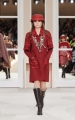 chanel-paris-fashion-week-autumn-winter-2016-runway-22