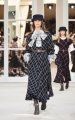 chanel-paris-fashion-week-autumn-winter-2016-runway-25