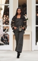 chanel-paris-fashion-week-autumn-winter-2016-runway-35