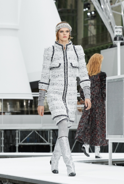 chanel-paris-fashion-week-autumn-winter-17-1