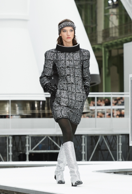 chanel-paris-fashion-week-autumn-winter-17-19