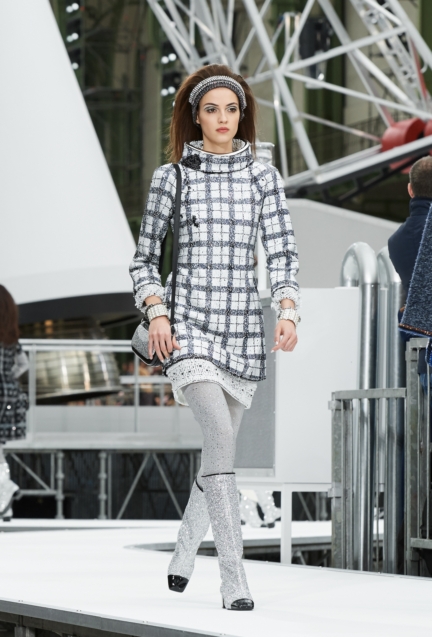 chanel-paris-fashion-week-autumn-winter-17-3