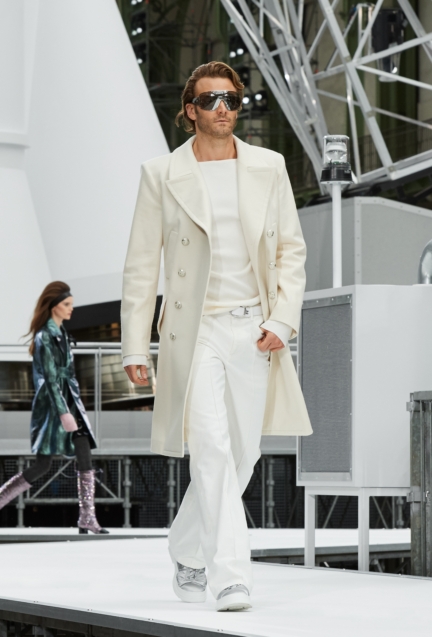 chanel-paris-fashion-week-autumn-winter-17-39