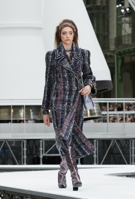 chanel-paris-fashion-week-autumn-winter-17-51