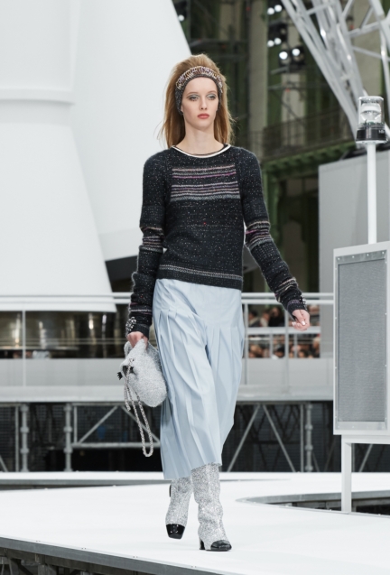 chanel-paris-fashion-week-autumn-winter-17-65