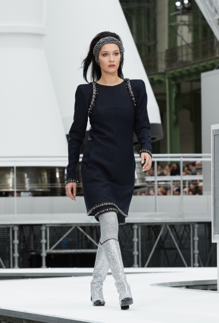 chanel-paris-fashion-week-autumn-winter-17-68