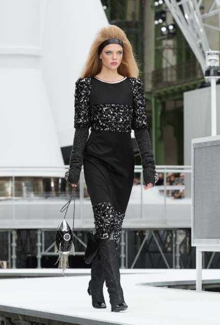 chanel-paris-fashion-week-autumn-winter-17-93