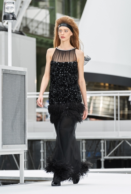 chanel-paris-fashion-week-autumn-winter-17-96